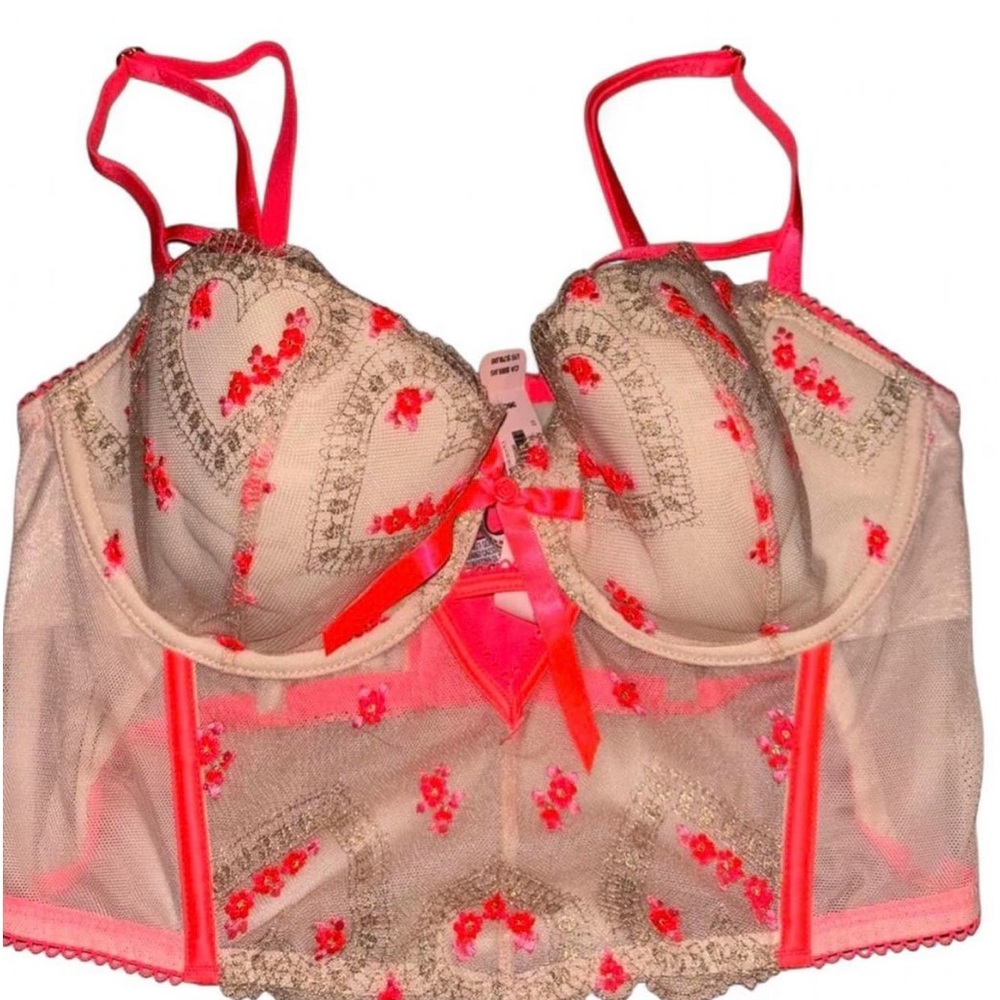 Victoria's Secret Lace Bustier in Cream and Pink